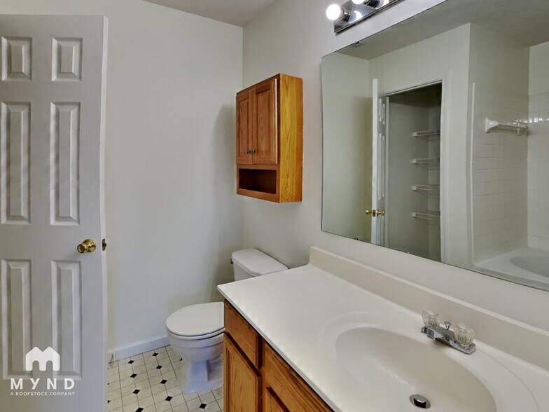 Building Photo - 1287 Constitution Dr