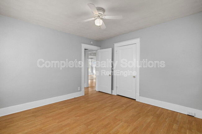 Building Photo - 3514 Colonial Ave
