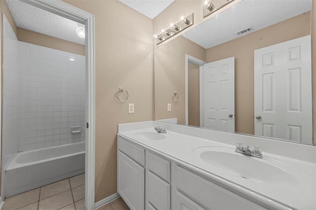 Building Photo - 1201 Rustic Timbers Ln