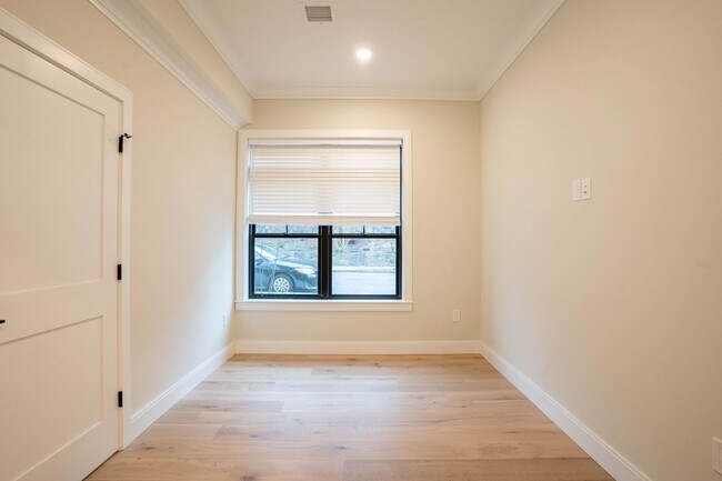 Building Photo - No Brokers Fee. New Building in Allston. C...