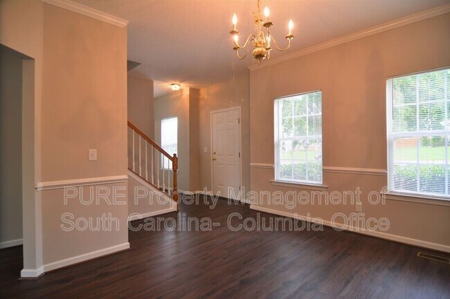 Building Photo - 210 Kingston Forest Dr
