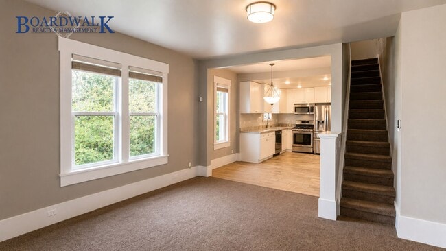 Building Photo - Cozy Private Bedroom in House Share