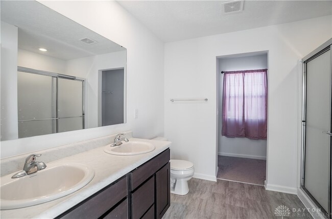 Building Photo - 1018 Redwood Rd