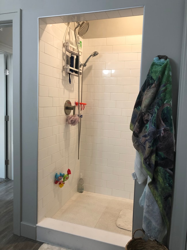 Guest Bath - 11 W Gay St