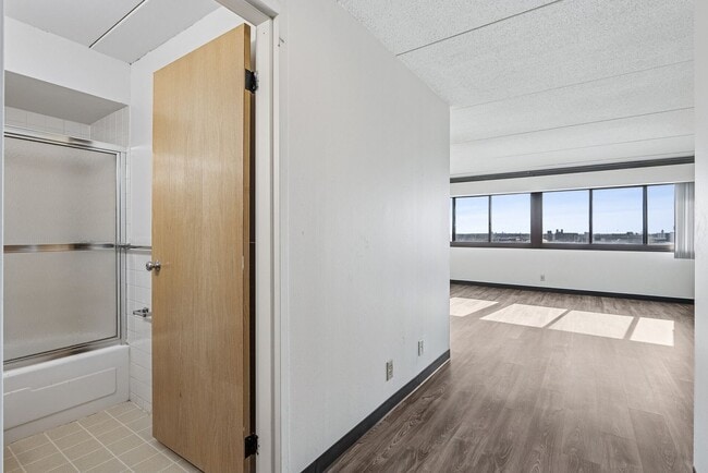 Interior Photo - Chateau Student Housing Cooperative
