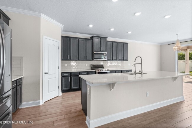 Building Photo - 235 Silverleaf Village Dr
