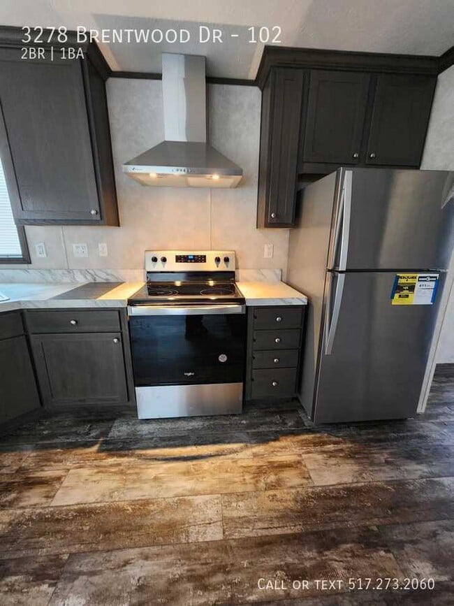 Building Photo - 3278 Brentwood Dr