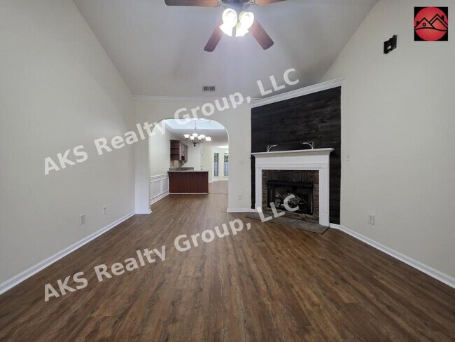 Building Photo - 6116 Townley Way
