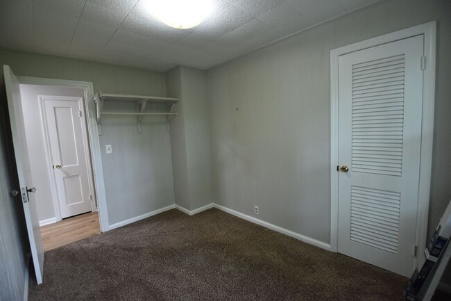 Building Photo - Fortville 3 bedroom Home