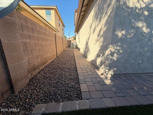 Building Photo - 297 E Kaibab Dr