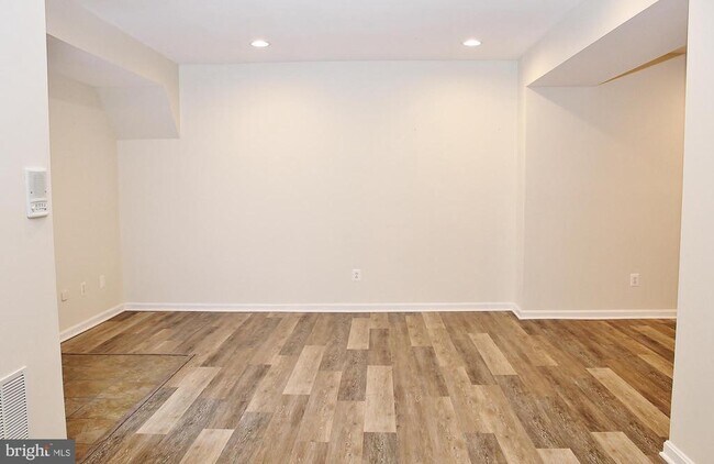 Building Photo - 3335 Wilton Crest Ct