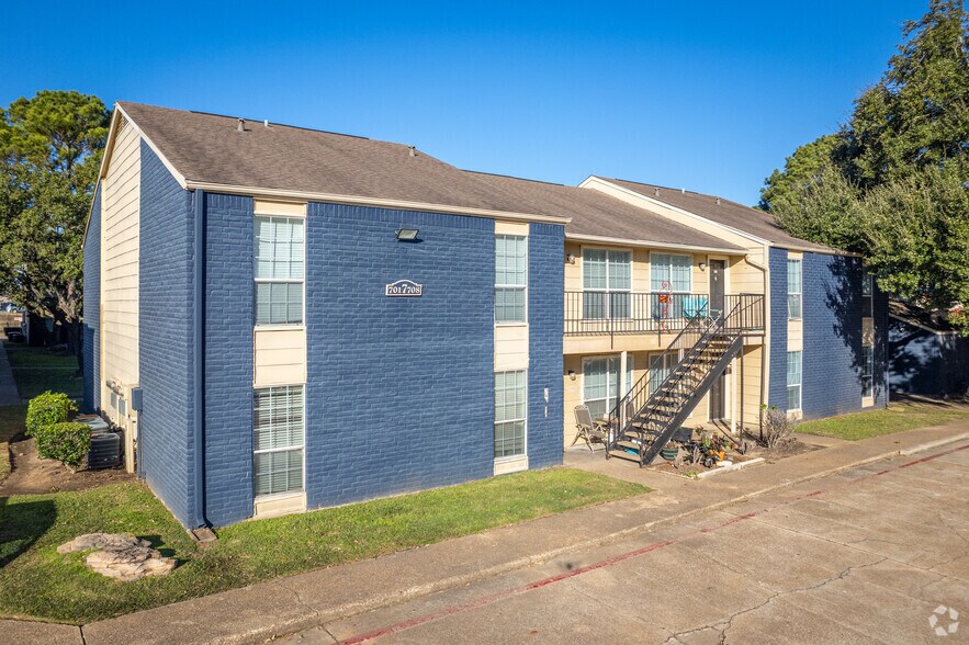 1100 Graham Dr - Bridgewater