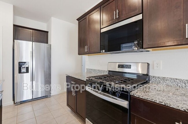 Building Photo - 3136 Hayden Rose Ave