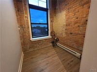 Building Photo - 100 Buckley Rd