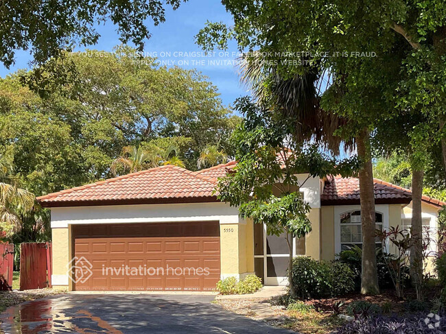 Building Photo - 5550 NW 49th Ave