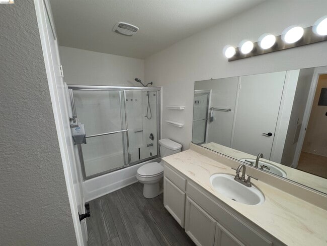 Building Photo - 3152 Heather Ridge Dr