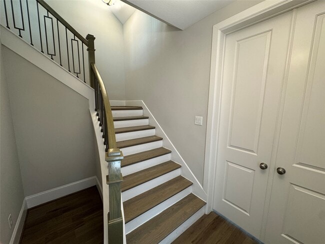 Building Photo - 6755 Highclere Manor Ln