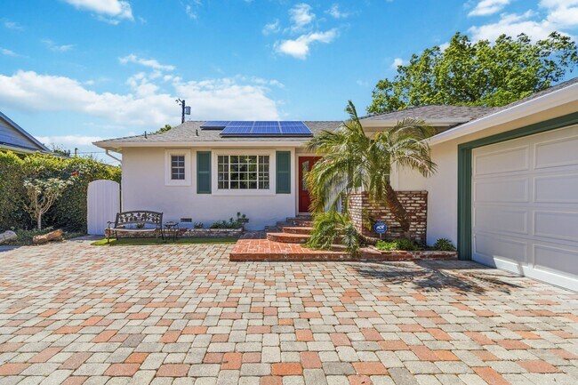 Building Photo - 23020 Haynes St