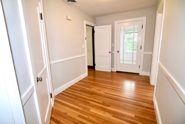 Building Photo - 98 Dean St