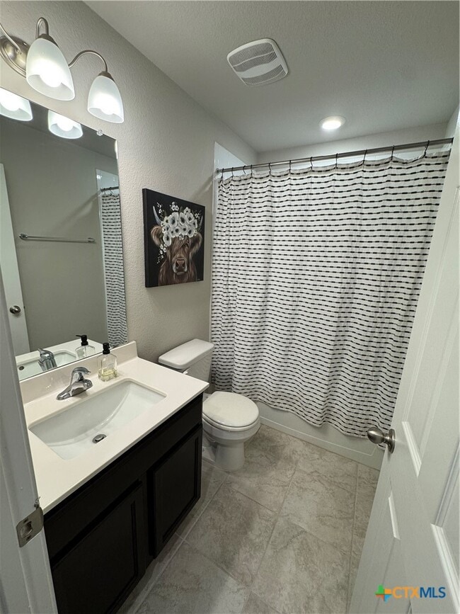 Building Photo - 2423 Elba Dr