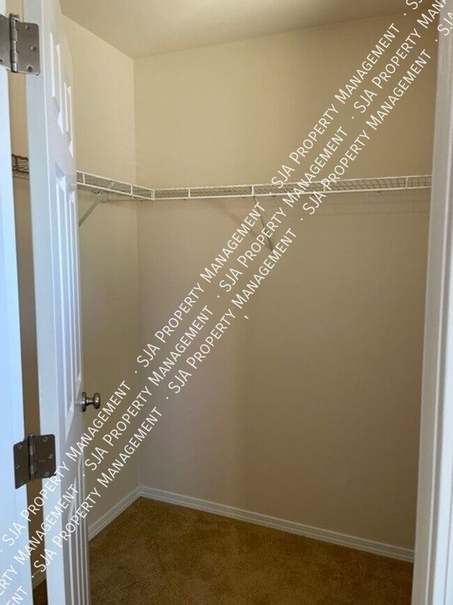 Building Photo - 4117 151st St SE