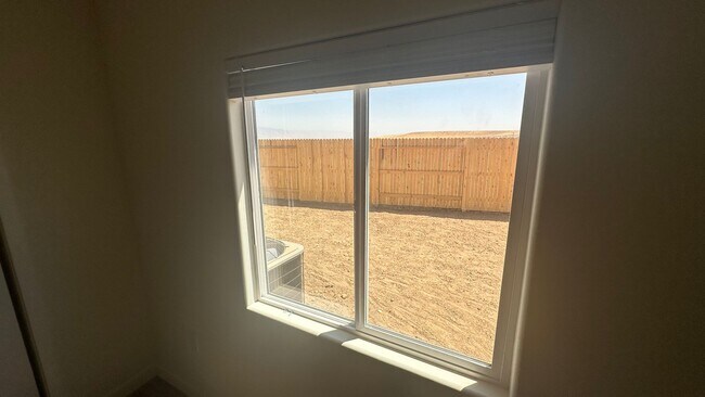 Building Photo - Coyote Run Duplexes 9004