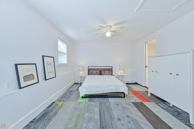 Building Photo - 1146 Oakdale Rd NE