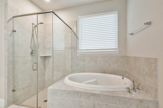 Building Photo - 22095 Volante Dr