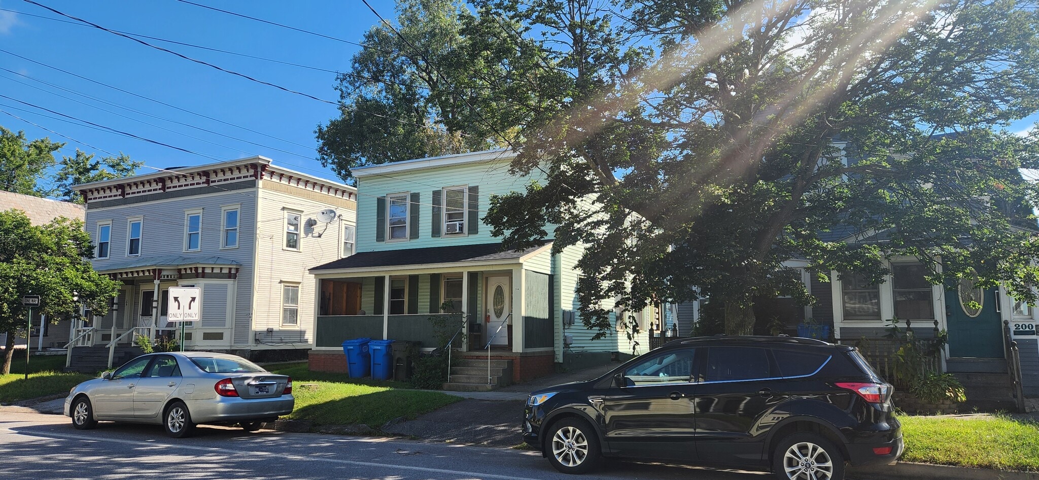 Sunny Street View! - 204 N Champlain St