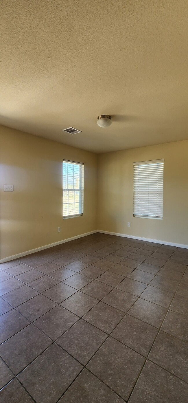 Building Photo - 8421 W 1st St