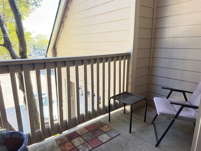 Building Photo - 1330 Old Spanish Trl