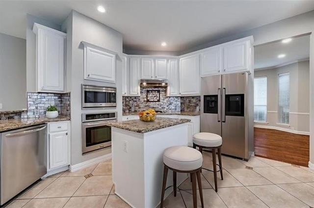 Building Photo - 2221 Cimmaron Dr