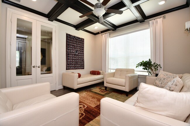 Building Photo - 20229 W Hachita Cir