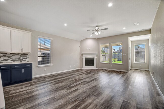 Building Photo - 4119 Prairie Landing Ln