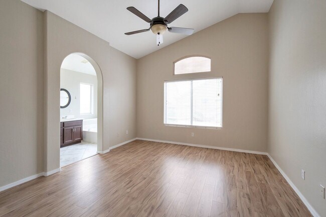 Building Photo - Immaculate 3 bedrooms, 2 bath in Scottsdale