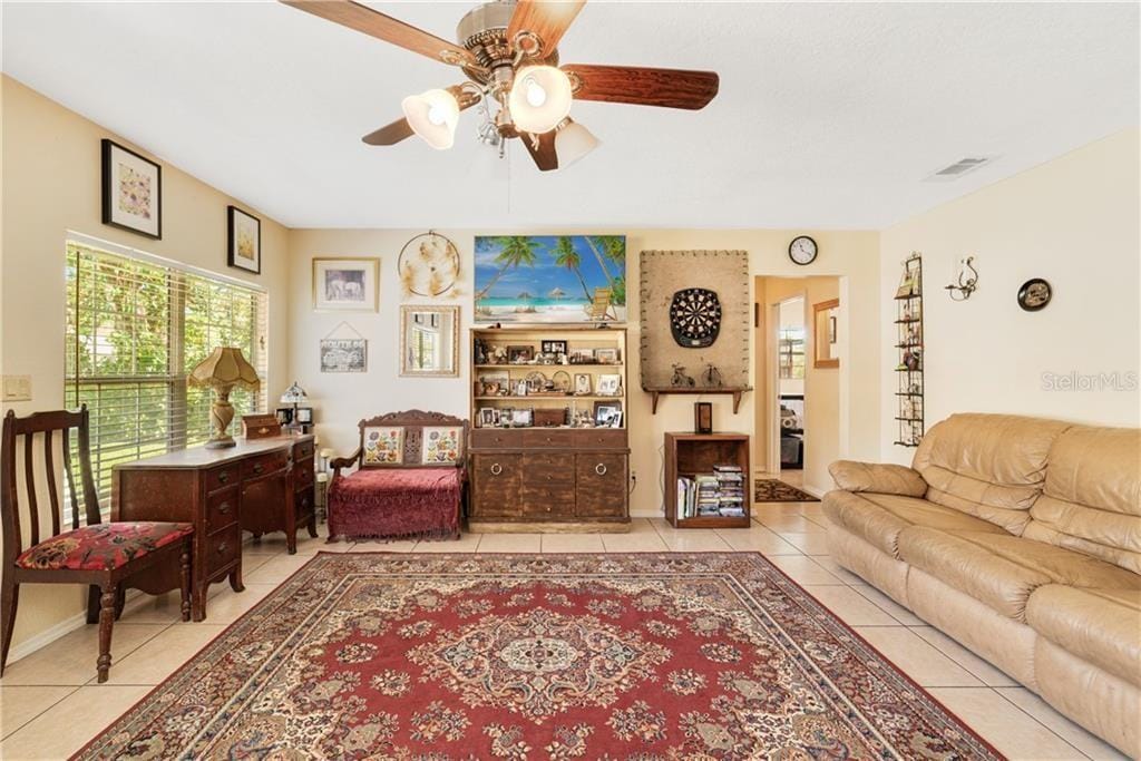 Living Room - 636 Seminole Ave