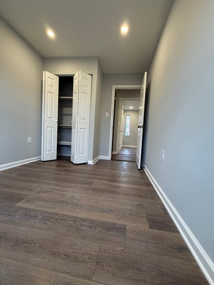 Building Photo - 238 Stevenson Sq