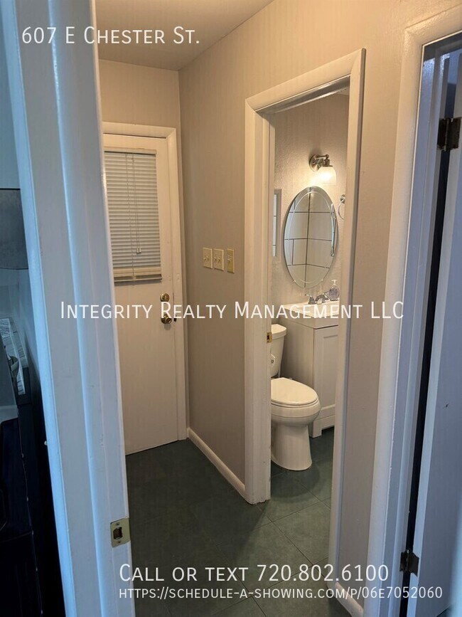 Building Photo - 607 E Chester St