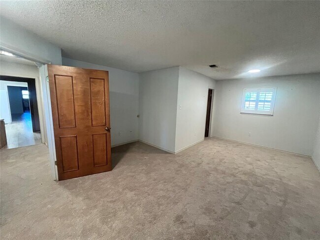 Building Photo - 1706 Roosevelt St