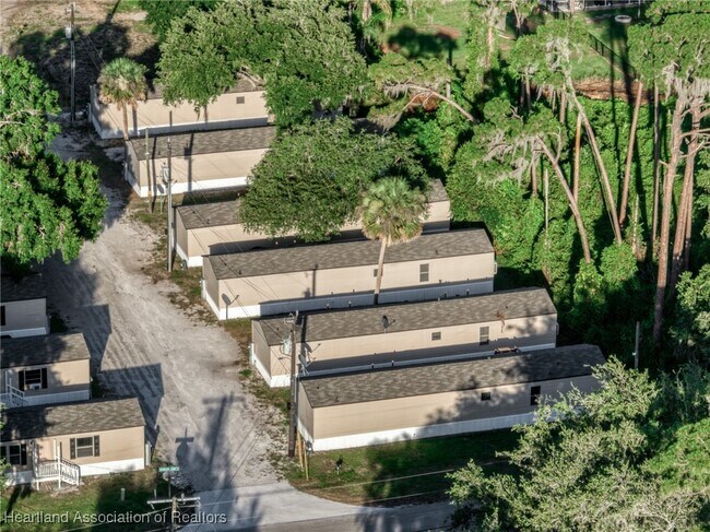 Building Photo - 47 Crawford Dr
