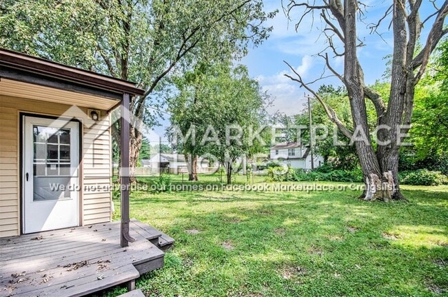 Building Photo - 12782 Couwlier Ave