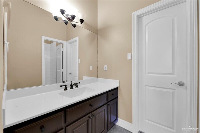 Building Photo - 29 Barcelona Blvd