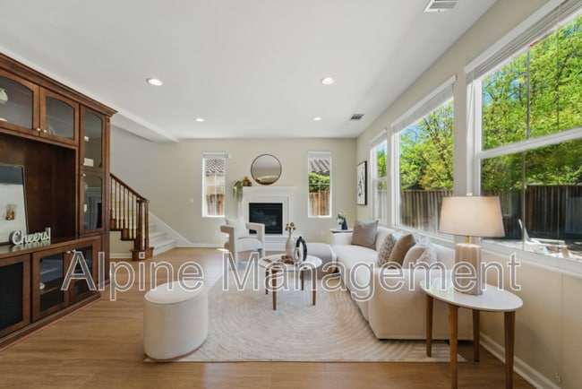 Building Photo - 5109 Campion Dr