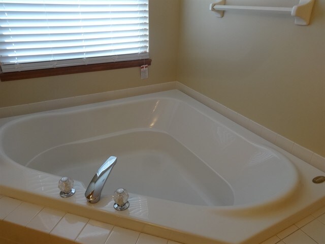 Building Photo - 945 Dianthus Ct