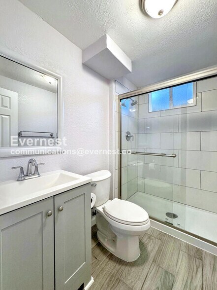 Building Photo - 2755 N Humboldt St