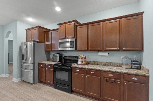 Building Photo - 711 Lime Ln