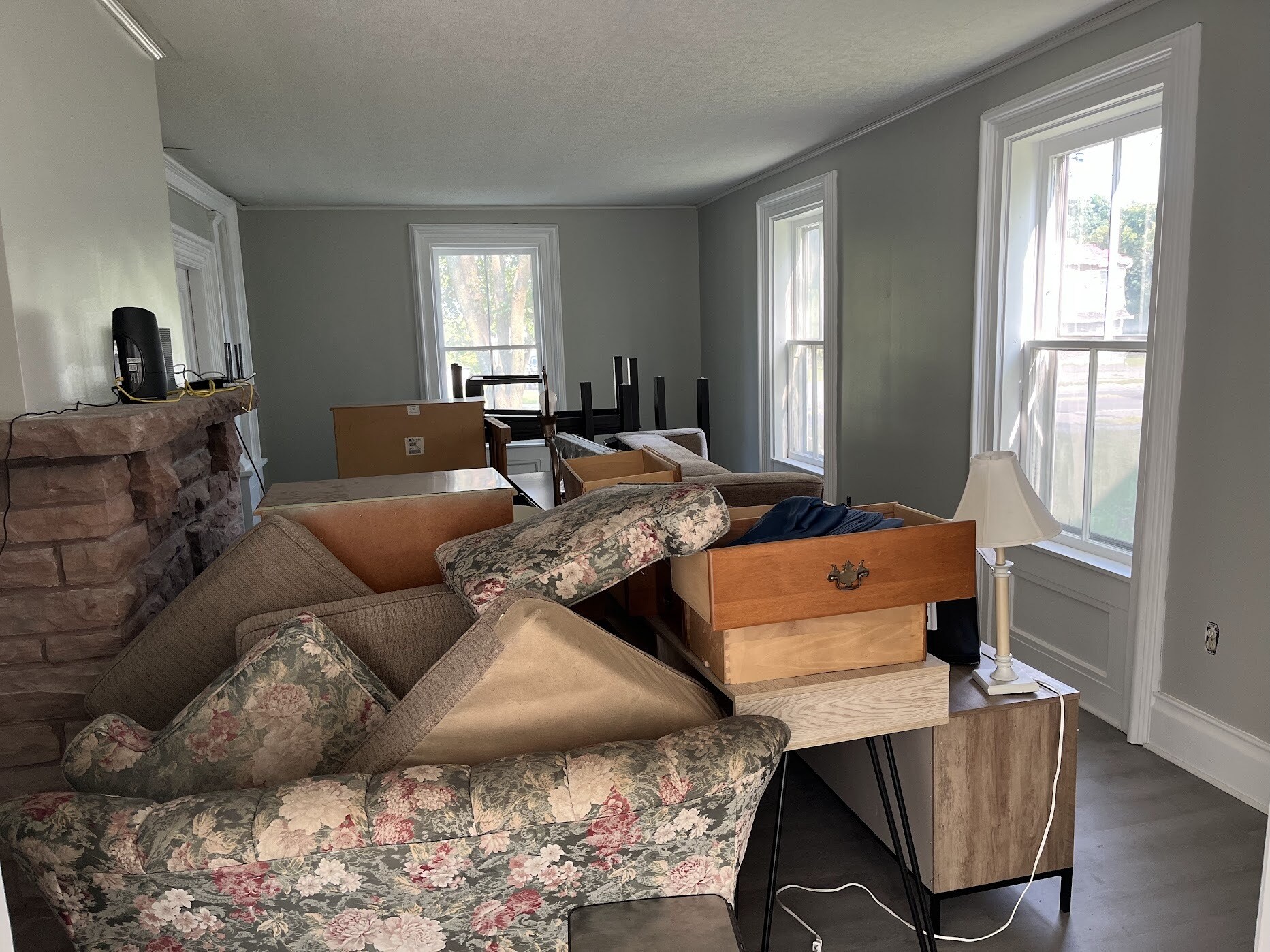 Building Photo - 55 S Main St