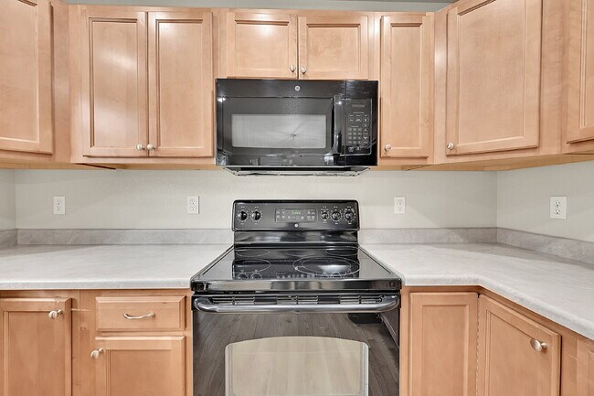 Building Photo - $2,200.00 - 3 Beds, 2.5 Baths, Single Fami...