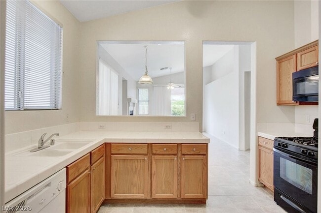 Building Photo - 1843 Thunder Mountain Dr