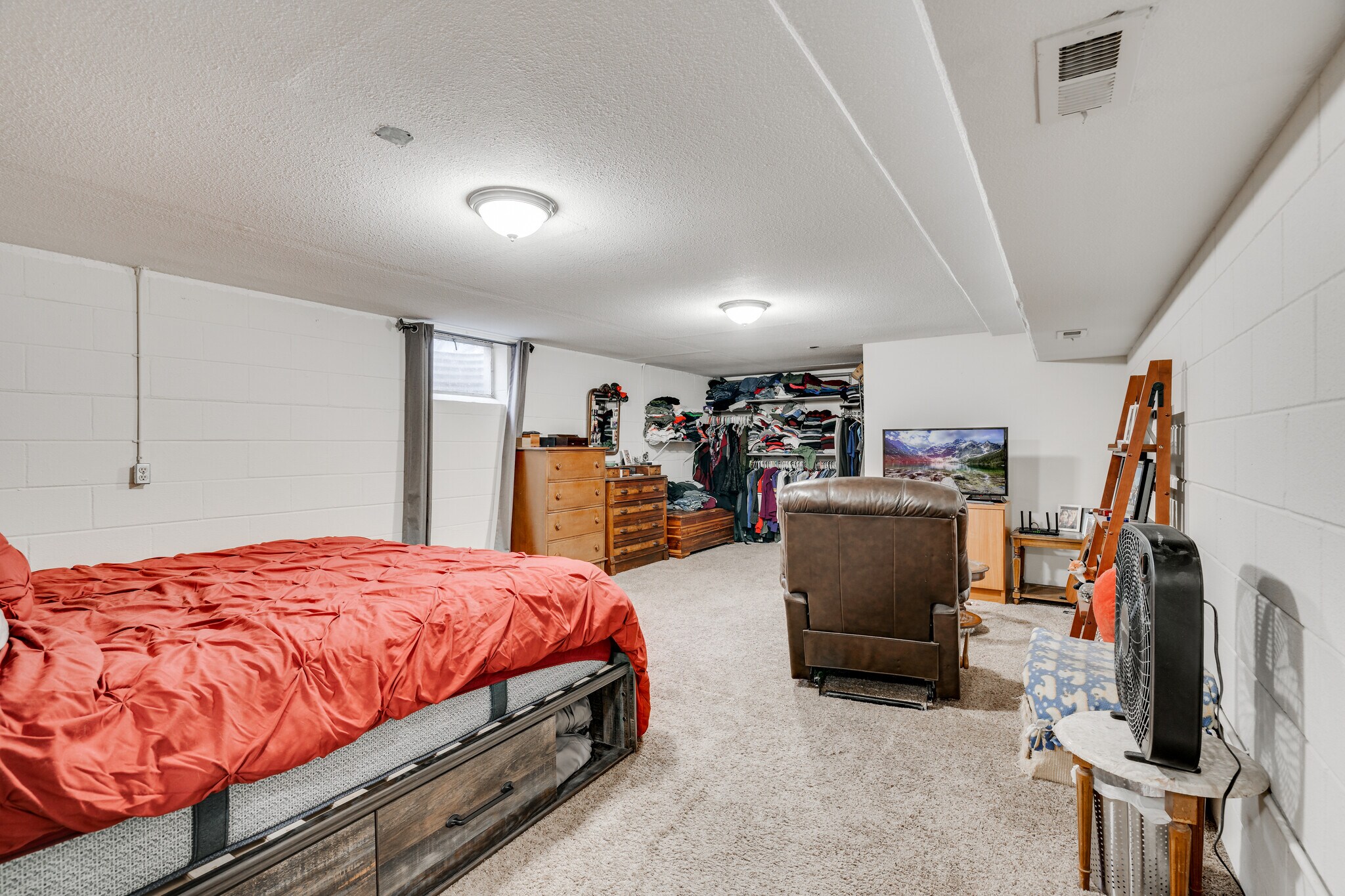Bedroom 3 - 5314 Hiawatha Ln